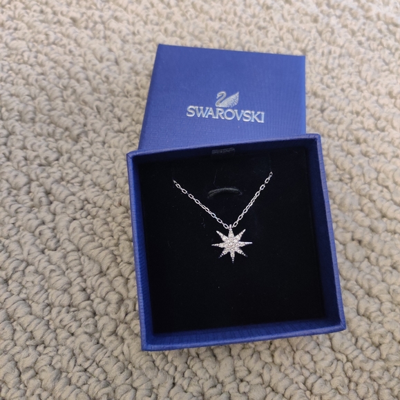 Swarovski Necklace - Picture 2 of 3